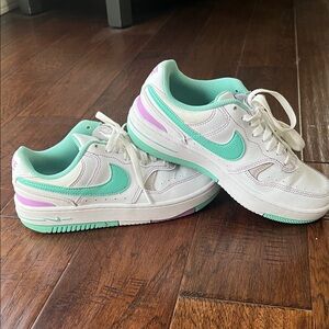 Nike Sneakers in White and Mint